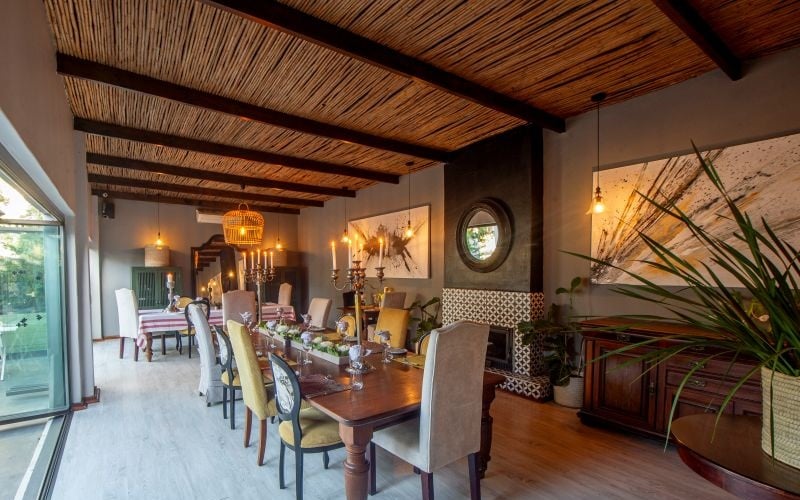 Lairds-Dining